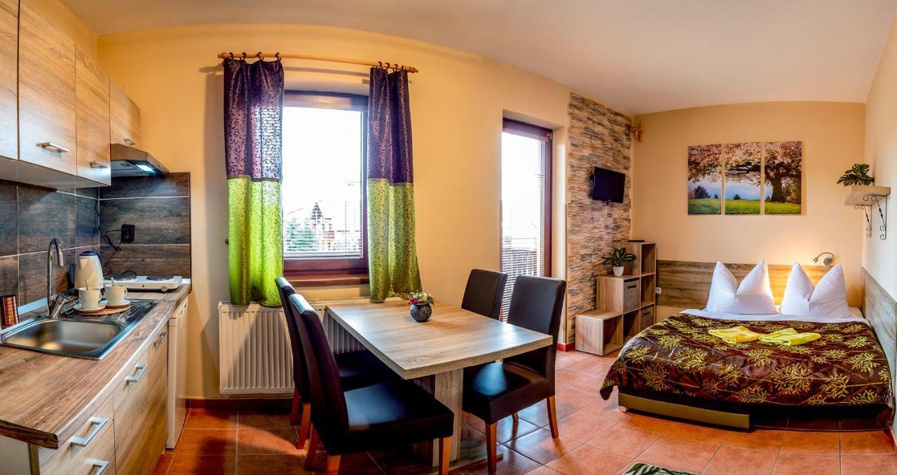 Apartmany Veverica Liptovský Mikuláš Buitenkant foto